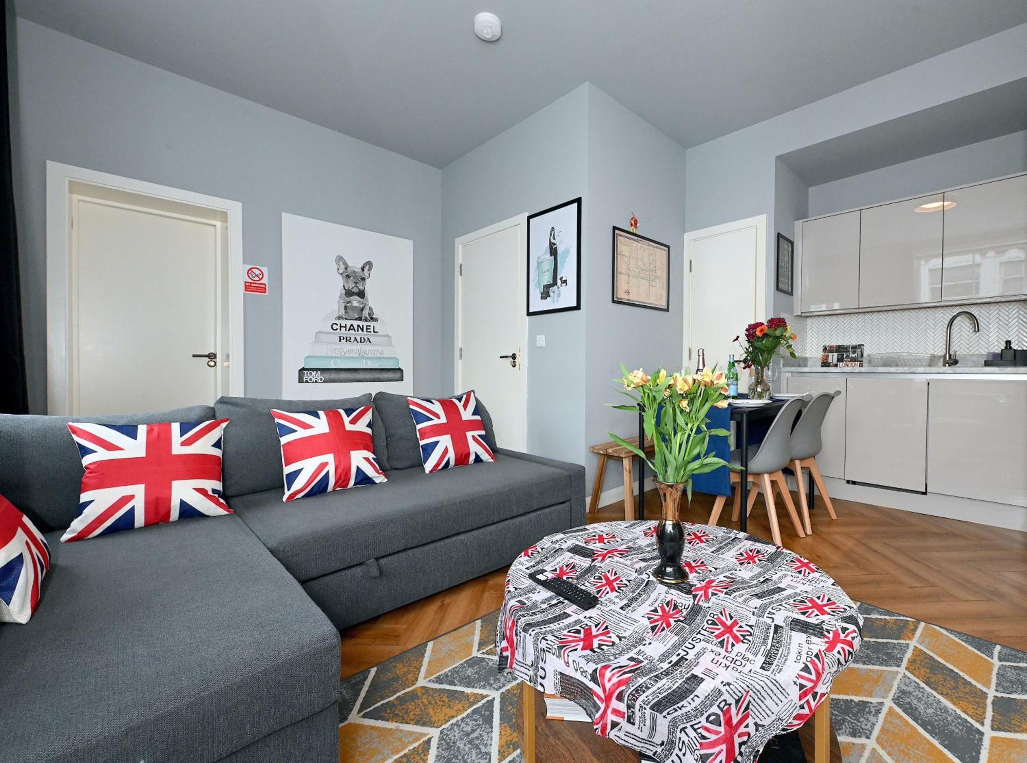 1 Bedroom Flat In Wood Green Piccadilly Line Лондон Экстерьер фото